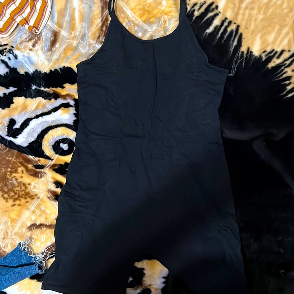 One piece , black, never used